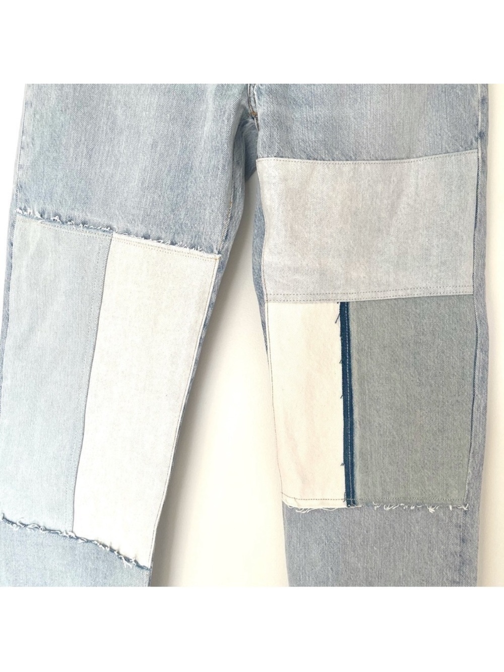 New LEVI’S Light Wash Patchwork Straight Leg Jeans - Picture 8 of 11